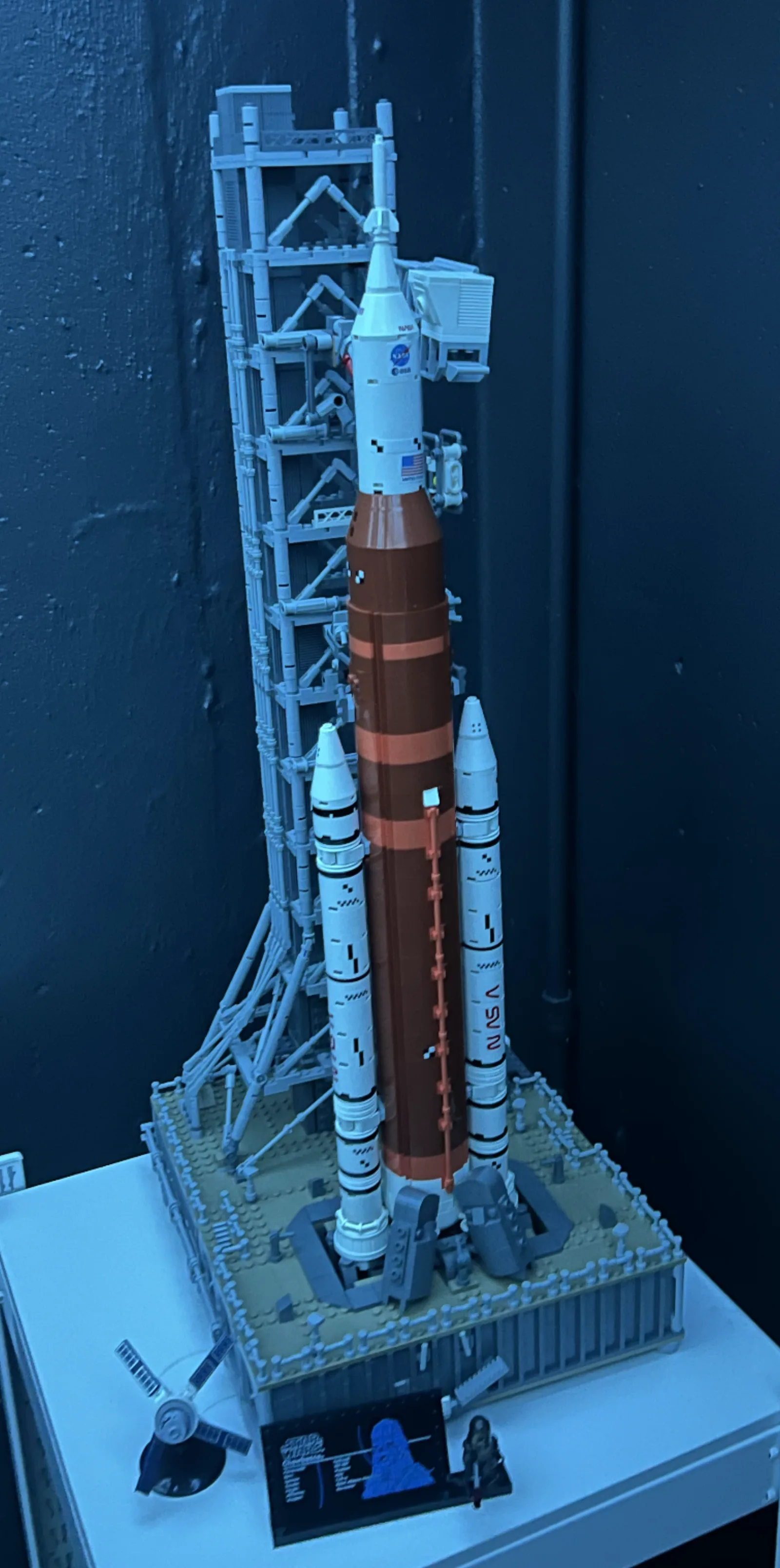 LEGO Icons NASA Artemis Space Launch System